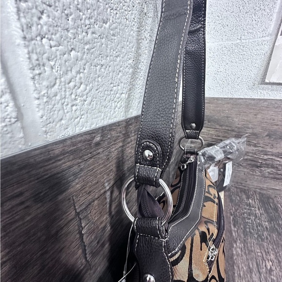 GU3SS Tan and Brown Shoulder Bag Purse with Silver Hardware NWT - Picture 8 of 9